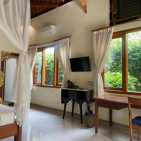 Graha Madesimon Hotel Ketewel Exterior foto