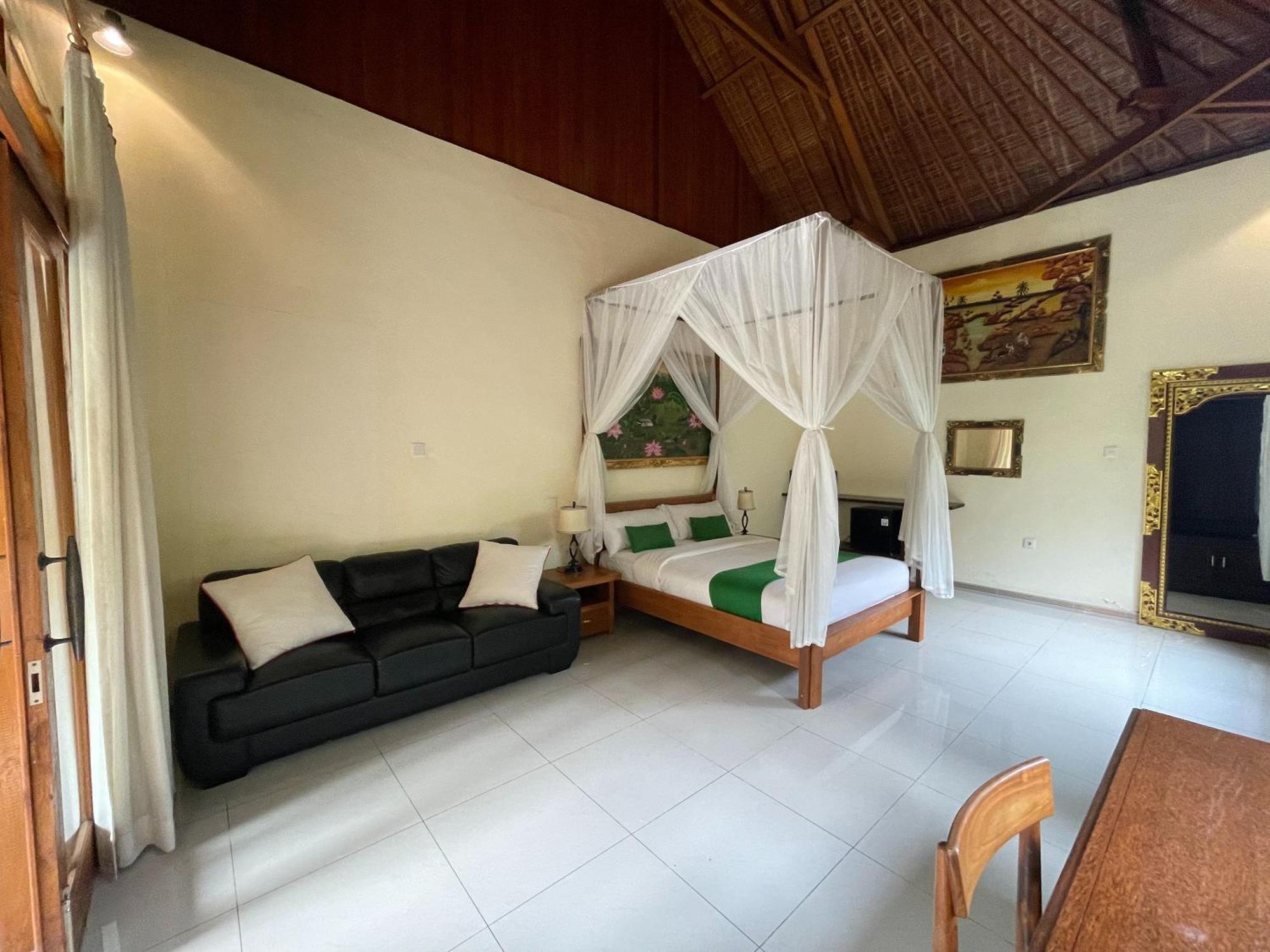 Graha Madesimon Hotel Ketewel Exterior foto
