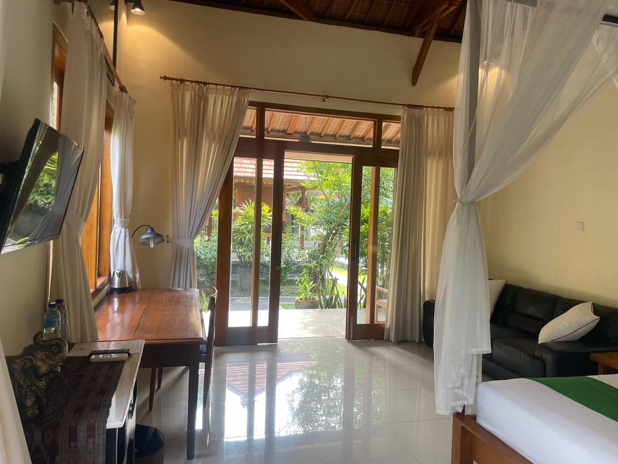 Graha Madesimon Hotel Ketewel Exterior foto
