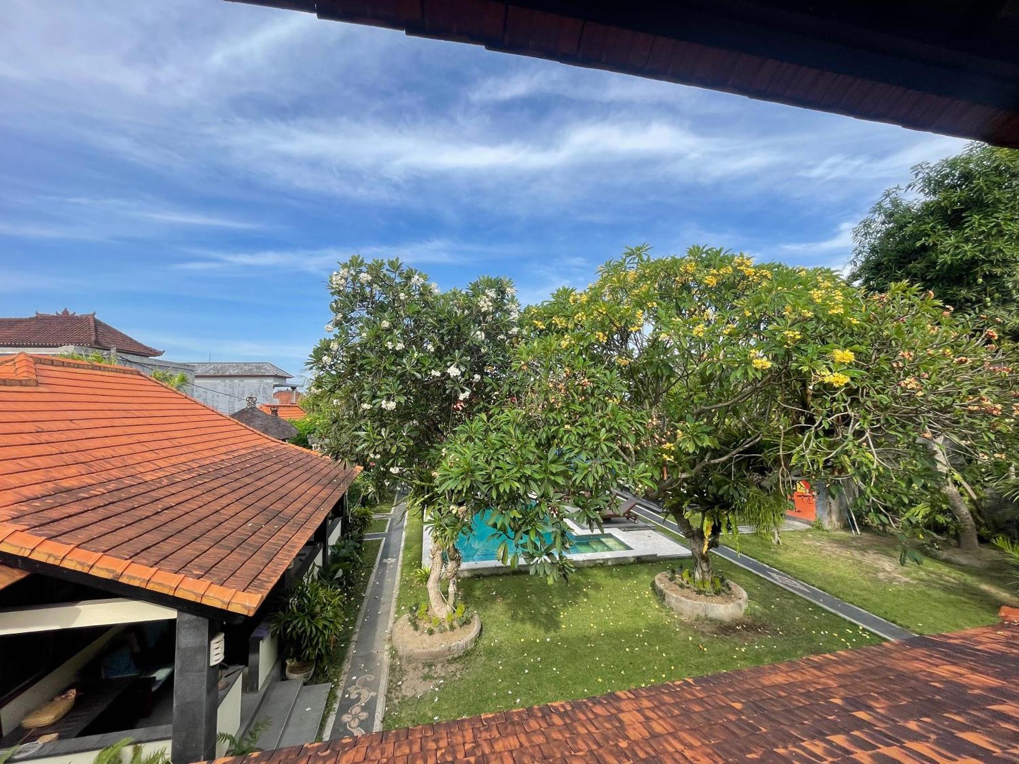 Graha Madesimon Hotel Ketewel Exterior foto