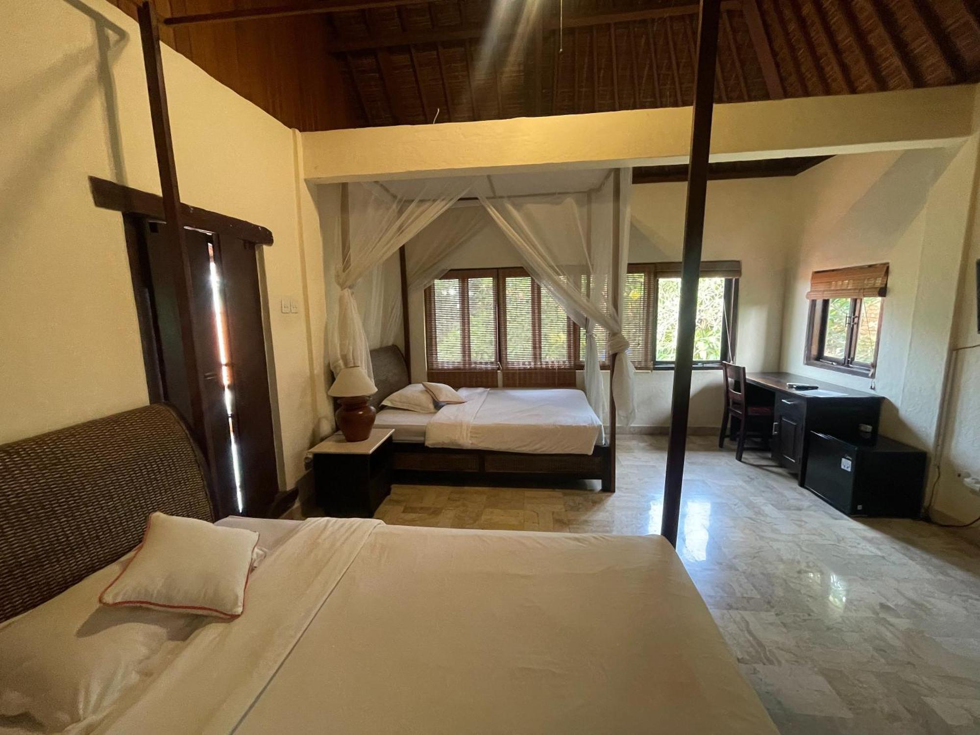 Graha Madesimon Hotel Ketewel Exterior foto